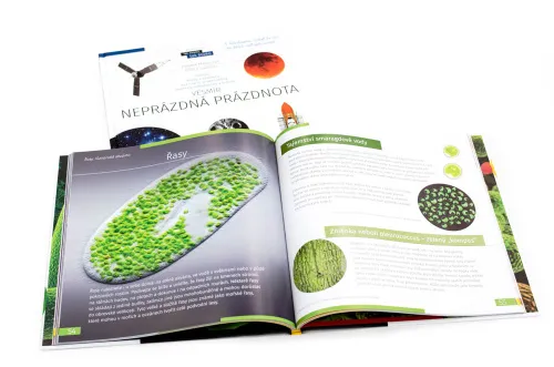 изображение Познавателна книга „Космос. Микросвят“ (двутомно издание). С твърди корици,  3