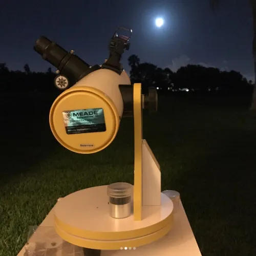 изображение Рефлекторен телескоп Levenhuk Meade EclipseView 114 mm,  6