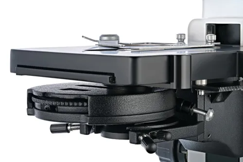 снимка Цифров тринокулярен микроскоп Levenhuk MED D45T LCD,  11