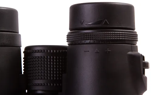 картинка Бинокъл Levenhuk Karma BASE 10x42,  11